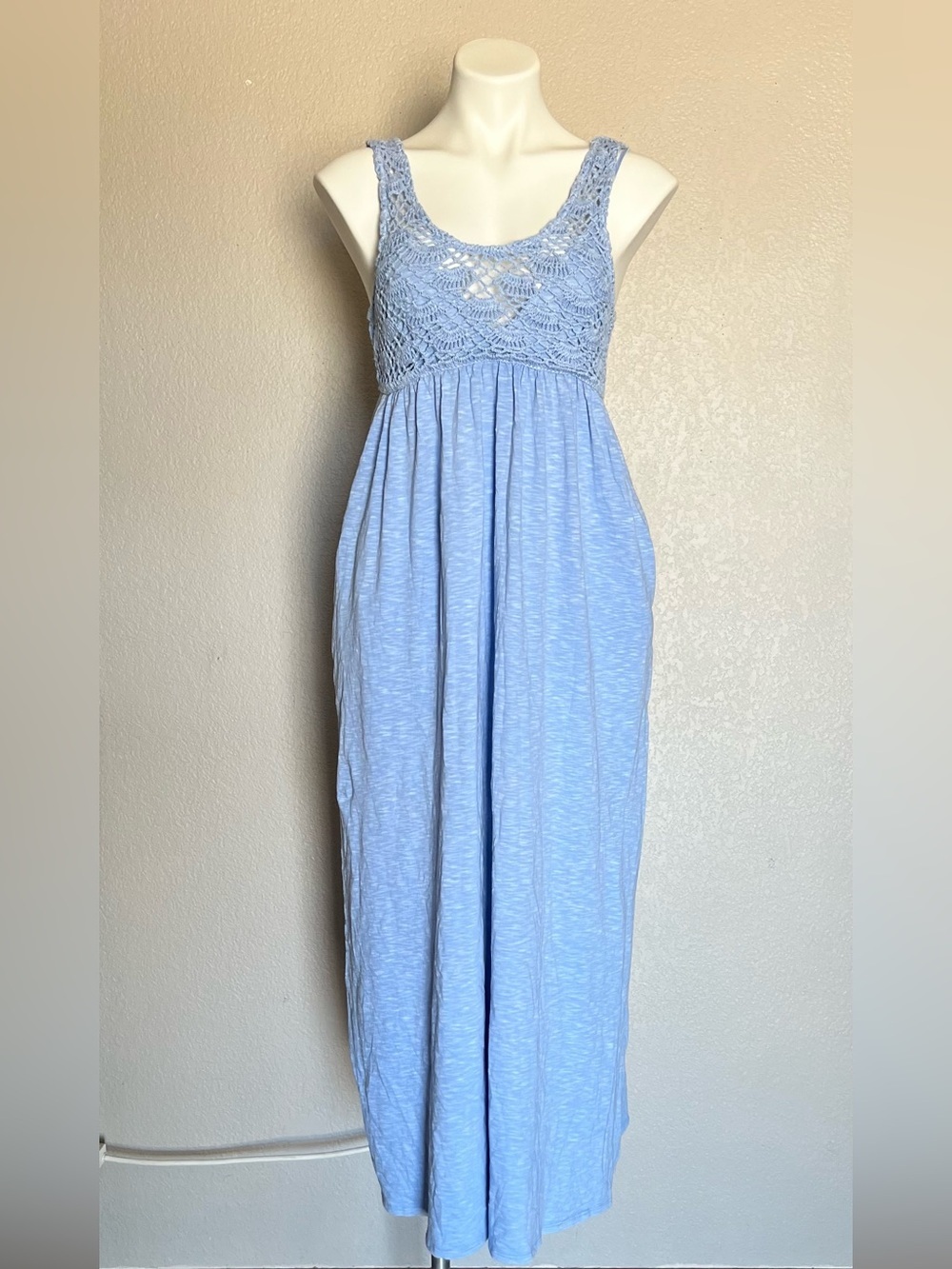 Aerie Crochet Maxi Dress | Ocean Sky Blue | Size Medium | NWT Coastal Boho Dream - Picture 4 of 6